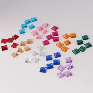 Strass en Acrylique Carrés Facettés Dos Plat Accessoires de Décoration Nail Art DIY Couleurs Multiples Éclatants
