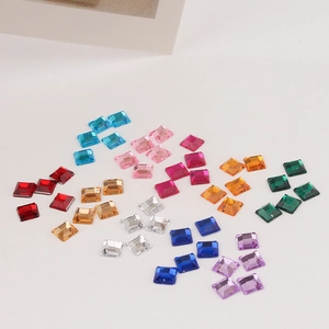 Strass carrés en acrylique multicolores de 5 mm avec coupe facettée pour nail art et DIY