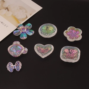 Set van 7 iriserende harsbedeltjes met hartjes en beertjes voor DIY-sieraden maken