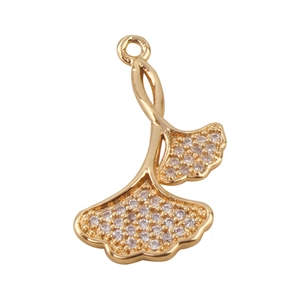 Pendentif feuilles de ginkgo dorées serti de zircons brillants avec double feuille élégante