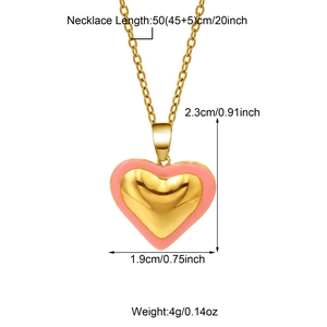 Vue détaillée du collier pendentif cœur avec dimensions et spécifications de longueur