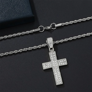 Hiphop iced out cross pendant with silver alloy rope chain for men casual style