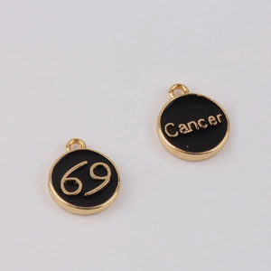 Détails de l'écusson zodiaque Cancer plaqué or avec émail noir pour création bijoux