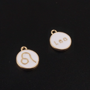 Détail de pendentifs Lion en émail blanc avec cadre en métal doré pour bijoux DIY
