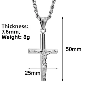 Pendaglio crocifisso in acciaio lucido dimensioni 50x25mm con dettagli catena a fune