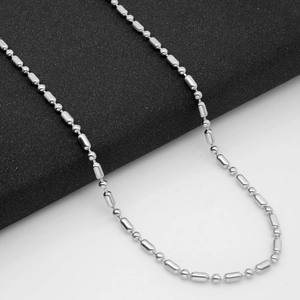 Collana a catena con perline cilindriche in acciaio inossidabile finitura argento