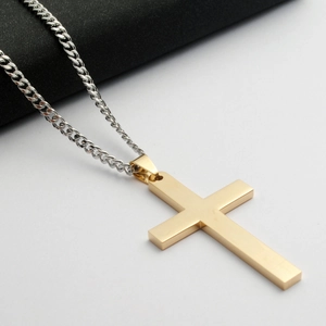 Minimalistische gouden kruis hanger met zilveren schakelketting van roestvrij staal
