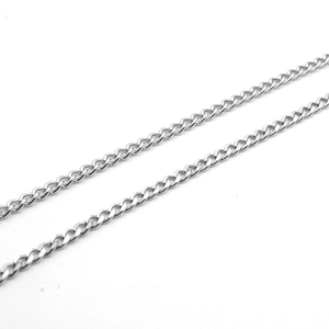 Collier à mailles gourmette en acier inoxydable argenté poli avec design à maillons plats