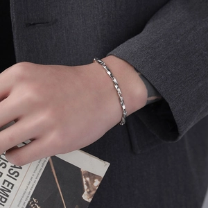 Bracciale Mobius in acciaio inossidabile argento da uomo con catena a spirale stile business