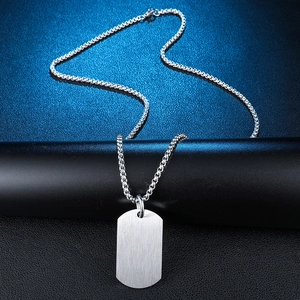 Ανδρικό ιατρικό μενταγιόν dog tag από βουρτσισμένο ατσάλι με αλυσίδα box σε ασημί