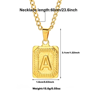Vierkante hanger ketting van 18k verguld roestvrij staal met reliëfletter A design