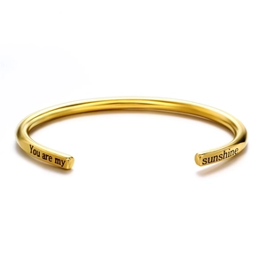 Bracelet jonc en acier inoxydable doré 18 carats avec gravure You are my sunshine