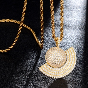 Hip Hop Iced Out Strass Engelsflügel Globus Anhänger Halskette Für Herren Damen Kupfer Seilkette Individuelles Design Modeschmuck