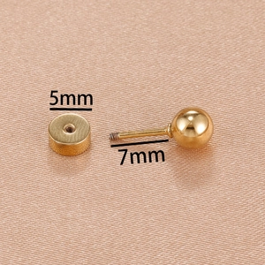Detail of 18K gold ball earring showing 7mm needle length and 5mm screw back size