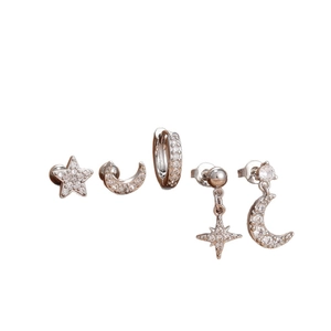 Set di cinque orecchini a stella e luna in argento con pietre di zirconia cubica