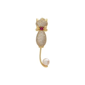 Broche chat élégante en or avec zircons blancs, nœud rouge et perle blanche ronde