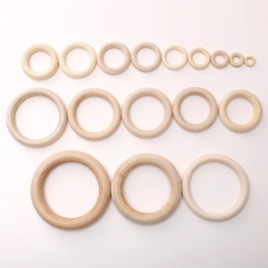 Anneaux en bois naturel de tailles variées pour bricolage et création de bijoux