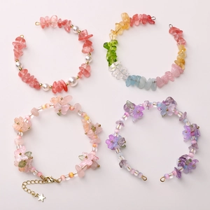 3-8mm Naturstein Armbänder mit Blumen, Perlen und Sternanhängern für Damen