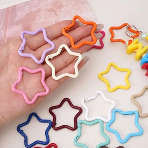 Colorful star-shaped alloy keychains in candy colors for DIY bags and accessories