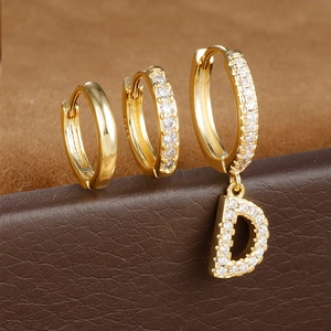 Driedelige set gouden S925 zilveren oorringen met kristallen letter D-hanger