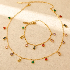 Ensemble collier et bracelet à pampilles colorées en acier plaqué or 18K et zircon