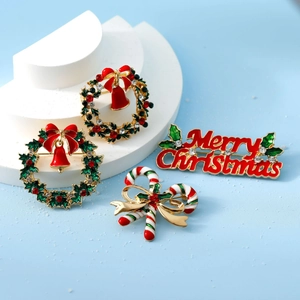 Festive Christmas Brooch Alloy Enamel Wreath Candy Cane Merry Christmas Pin Rhinestone Holiday Jewelry Accessory Women Gift