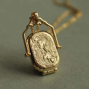 Collier Médaillon Photo Rectangulaire Vintage Plaqué Or Argent Cuivre S925 Gravé Volute Bijou de Mémoire Cadeau