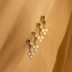 Small Fashion Opal Hoop Earrings For Women 18K Gold Plated Copper Triangular Cluster Protein Stone Grape Drop Earrings Jewelry