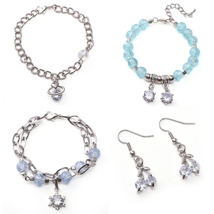 Parure bijoux en alliage argenté avec perles bleu clair, pendentifs étoile et cerises