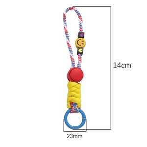 Portachiavi intrecciato a mano con perline a faccina e cuori per borse e accessori