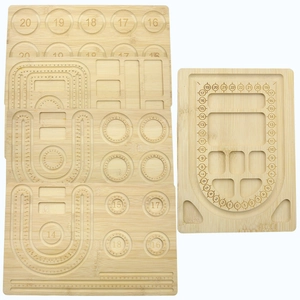 Minimalistisches Perlenbrett-Set aus Holz für Schmuckherstellung und Armband-Design