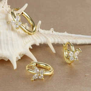 Dreiteiliges goldenes S925 Schmetterling-Ohrring-Set mit funkelnden Zirkonia-Steinen