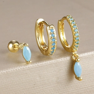 Ensemble de trois boucles d'oreilles dorées avec pierres turquoise marquise et zircons