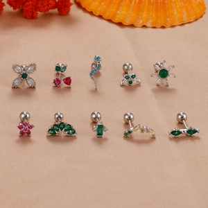 Set di 10 orecchini in acciaio inossidabile con fiori e farfalle in zirconi multicolore