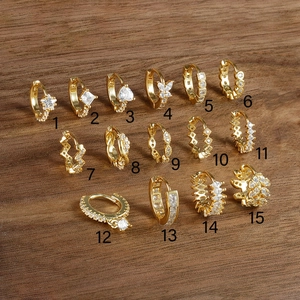 Exquisite Copper Micro-Pave Rhinestone Huggie Hoop Earring Gold Color Small Geometric Earring Individuality Women Jewelry Gift