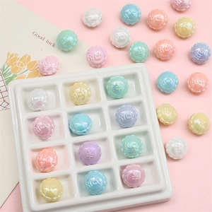 Perles en acrylique pastel avec bords festonnés et relief Rich pour bijoux DIY