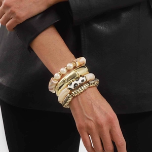 Maillard style resin bracelet set with pearls and leopard print for autumn winter