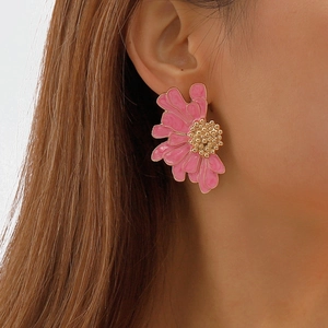 Elegant oversized pink floral stud earrings with golden texture and retro alloy design