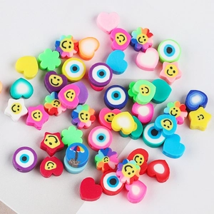 Lot de perles colorées en pâte polymère avec sourires et étoiles pour bijoux DIY