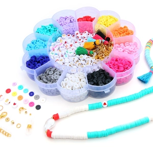 Schmuckset zum Basteln mit 12-Gitter-Blumenbox, Heishi-Perlen und Alphabet-Anhängern