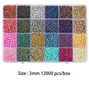 Vista dall'alto del kit di perline da 3mm in 24 colori con 12000 pezzi in scatola trasparente
