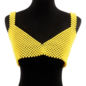 Top corto de cuentas amarillo vibrante con escote en V para moda playera de verano