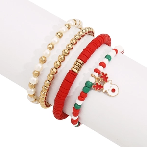 Detail of 4-piece Christmas bead bracelet set with gold beads and reindeer charm