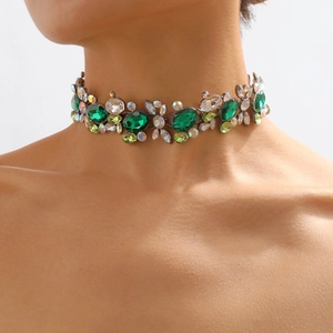Vintage Palace Style Alloy Rhinestone Choker Necklace Exaggerated Cluster Gemstone Statement Necklace For Women Banquet Party