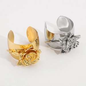Chique 3D roos bloem brede open metalen manchetarmband in gepolijst goud en zilver finish