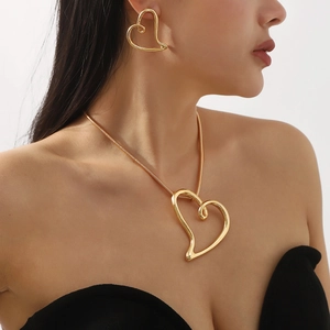 Parure de Collier et Boucles d'Oreilles Cœur Asymétrique Creux en Alliage Mode Or Argent Bijoux Simples pour Femme Cadeau de Saint Valentin