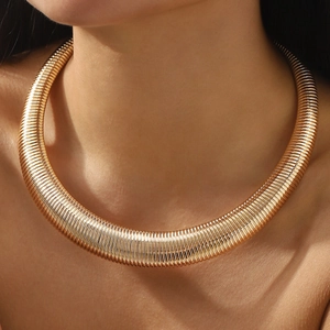 European American Exaggerated Heavy Metal Snake Bone Chain Choker Necklace For Women Minimalist Geometric Collar Neck Jewelry