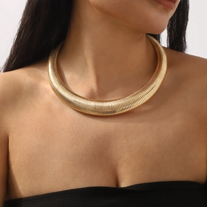 Statement gold chunky snake bone textured metal choker necklace for women fashion
