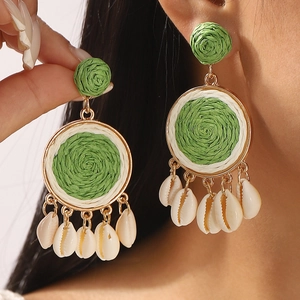 Bohemian Handmade Raffia Straw Weaved Round Drop Earrings With Natural Shell Summer Holiday Jewelry For Women
