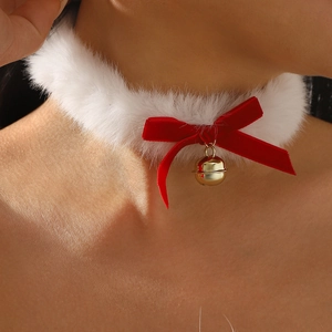 Collier ras du cou Noël avec nœud en velours rouge, clochette et fausse fourrure